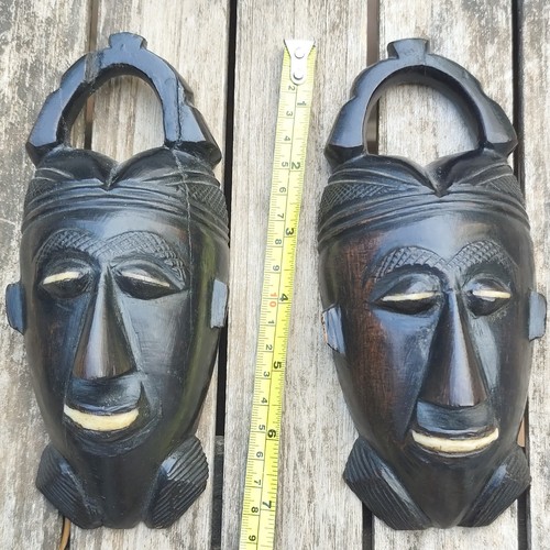 Lot masques muraux - 2, tribaux
