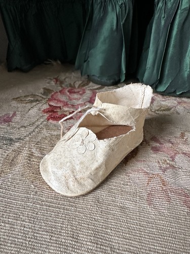 Chaussure ancienne poupée - de,