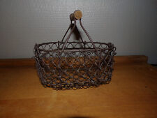 Petit panier en métal fil de