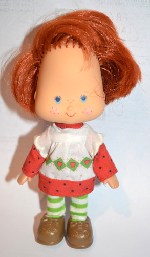 Poupée charlotte aux fraises - poupée,