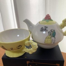 Théière et tasse à thé Disney La Belle et la Bête neuves expédiées du Japon