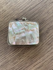 Ancien porte monnaie en nacre