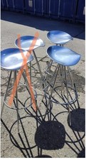 Deux tabourets pépé cortés - tabourets,