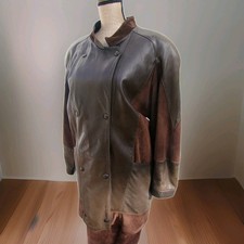 Ensemble  VESTE MANTEAU 3/4 en cuir et dain et sa  JUPE assortie  Vintage 1990