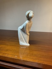 STATUETTE LLADRO PORCELAINE