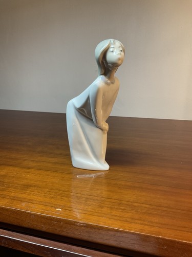 Statuette lladro porcelaine - statuette,