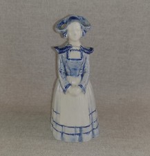 MAGNIFIQUE FIGURINE EN FAIENCE