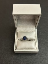 belle bague en argent massif