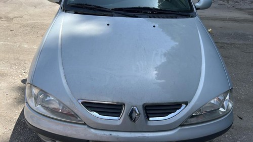 Capot renault megane - megane, 1