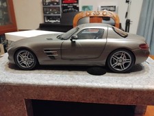 Minichamps Mercedes SLS AMG 6.3 2010 1/18 Edition Constructeur