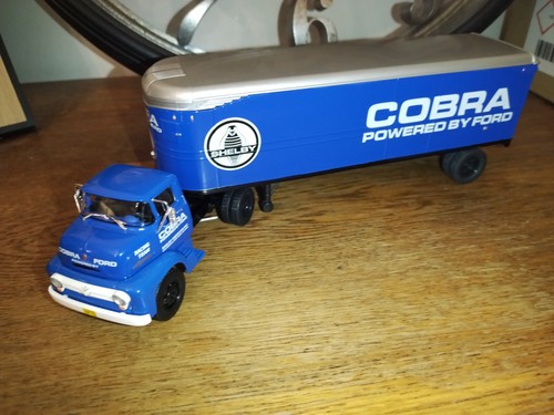 Ixo altaya ford c700 coe - c700,