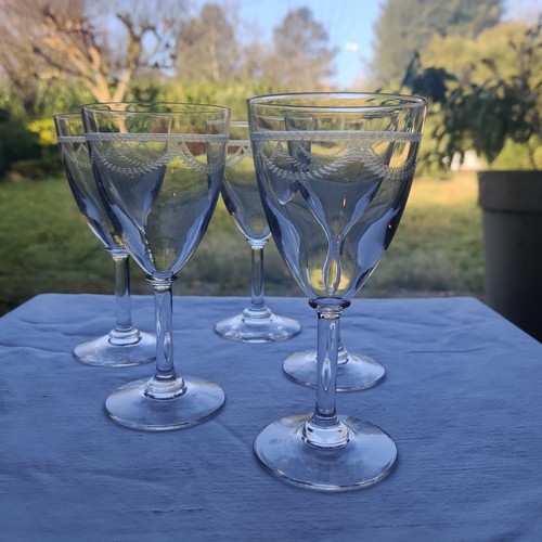 Petits verres anciens - petits,