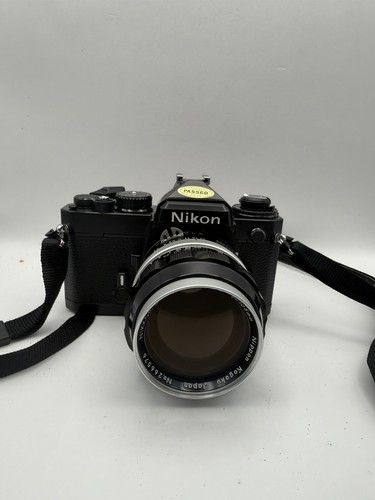 Nikon 35mm film camera - film, w/
