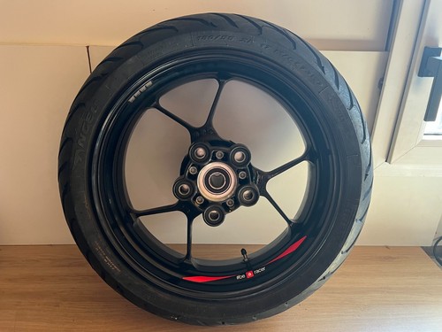 Une jante roue arriere 896757 - une,
