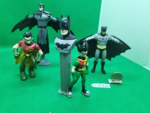 Lot des figurines - (103),
