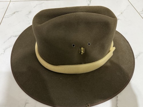 Brand new akubra 2001 - brand,