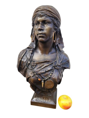Picault dalila sculpture en - -,