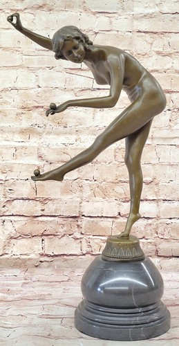 Sculpture bronze femme - de,
