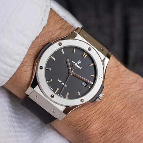 Hublot classic fusion titanium - classic,