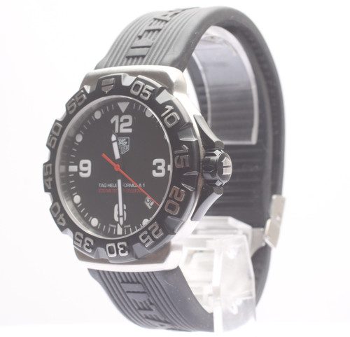 Presque comme neuf montre à - neuf],