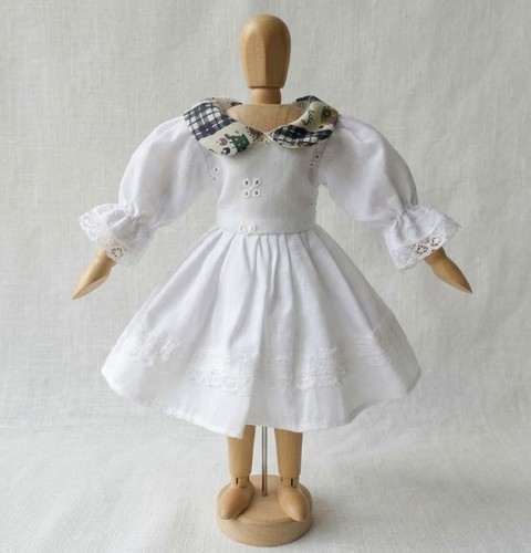 Vetement pour poupee robe - /,