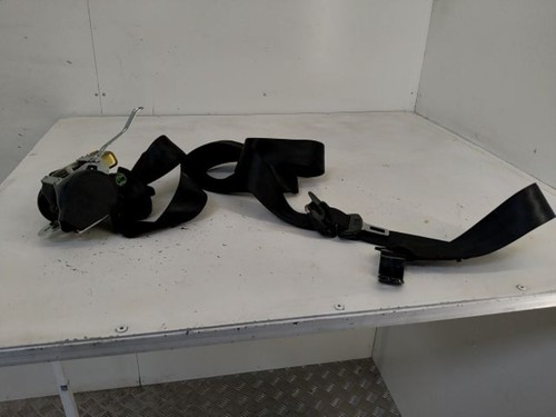 Ceinture avant gauche