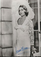 Autographe Original: JEANNE MOREAU / Photo Argentique - G.F : 17,5x23,5 cm.