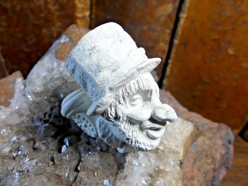 Collectible terracotta pipe - collectible,