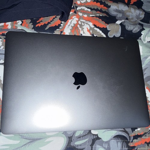 Apple macbook m1 - apple,