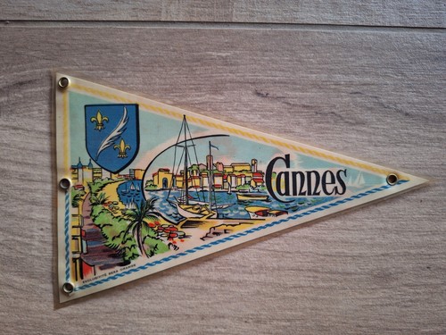Ancien fanion touristique - ancien,