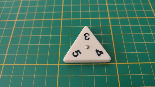 Pièce triangulaire 3 - pièce, 4