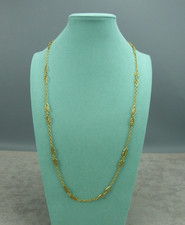 Beau collier plaqué or, style