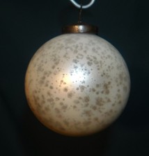 ANCIENNE BOULE DE NOËL EN