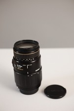 SIGMA 70-210 mm 1:3,5 - 4,5 APO MACRO