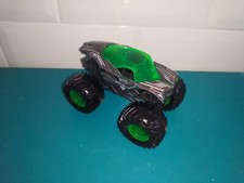 1111231 voiture miniature 4x4