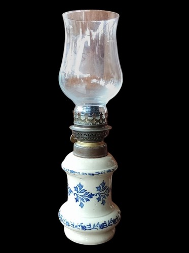 Ancienne lampe pétrole - ancienne,