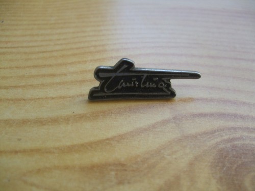 Pins twirling - twirling,