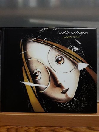 Louise attaque planète terre - louise,