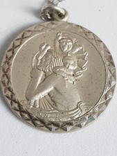 Pendentif religieux en argent