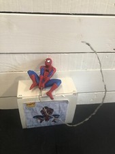 Attakus  Bombyx Marvel C405 - Spider-man numéroté 1659/8888 à suspendre