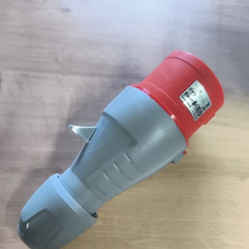 Prise legrand 555239 - prise,