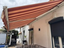Store banne motorisé pour