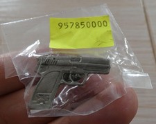 BEAU PIN'S RELIEF TIR ARME PISTOLET REVOLVER DANS SON SACHET