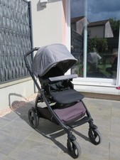 Trio poussette, nacelle et