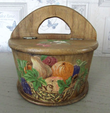 Ancienne boîte en bois en