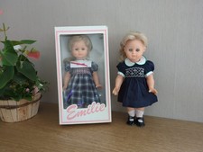 POUPÉE EMILIE MODES ET TRAVAUX -  Neuve en Boîte ou D'occasion..