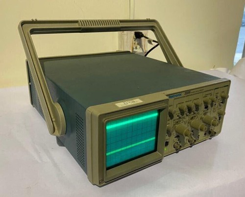 Tektronix 2225 mhz 2 - 2225,