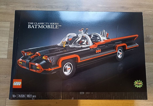 Lego 76328 batmobile la - batmobile,