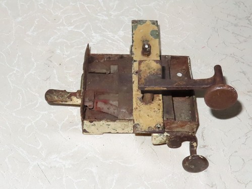 Serrure porte ancienne en - ancienne,