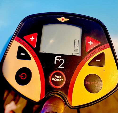 Fisher metal detector with - metal,